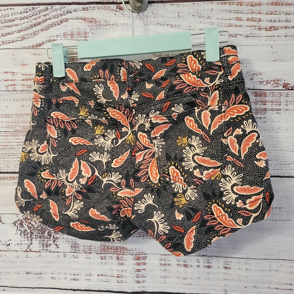 H&M S4 Pattern Shorts - Picture 2 of 5